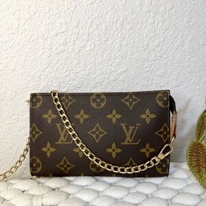 LOUIS VUITTON Pochette Pouch Crossbody Bag Monogram Canvas